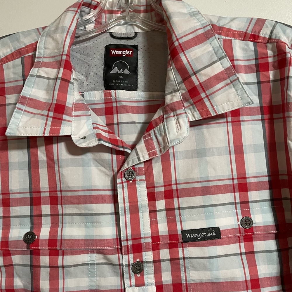 Wrangler Outdoor Utility Men's Red/gray/white Plaid Shirt XL